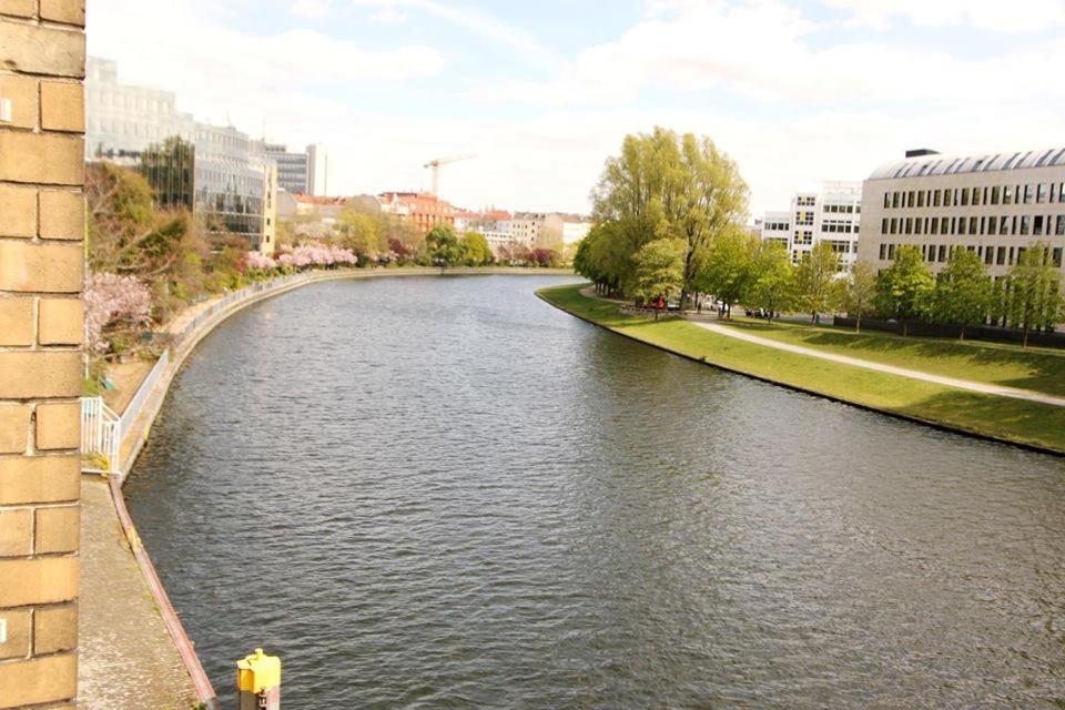 Appartement 200qm Loft For Friends And Family - On The Spree! Berlijn